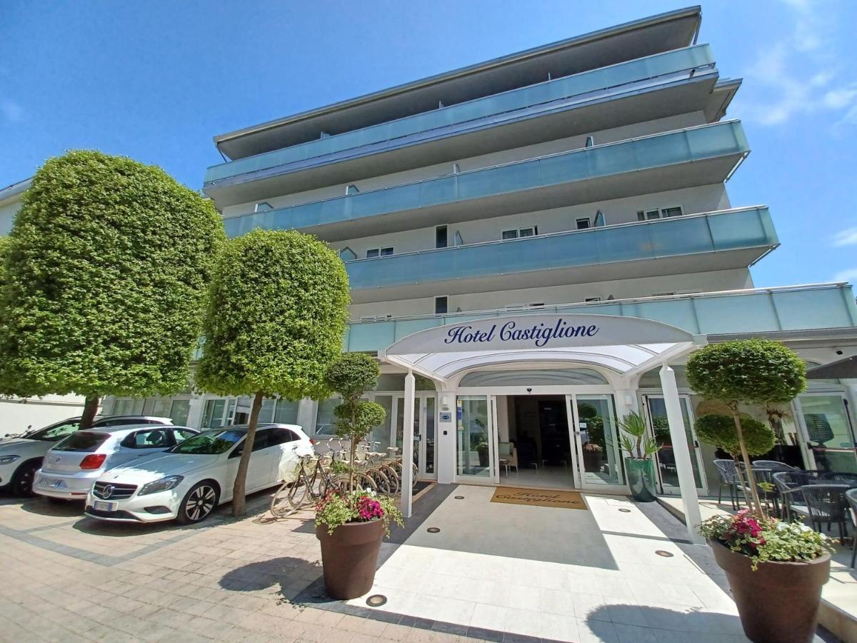 Hotel Castiglione Lignano Sabbiadoro Exterior photo